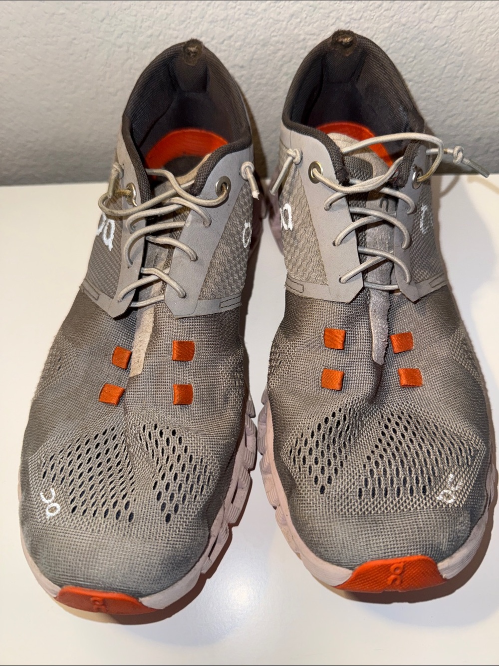 USED On Running Cloud X Alloy Grey Lily Pink Women’s Size 9